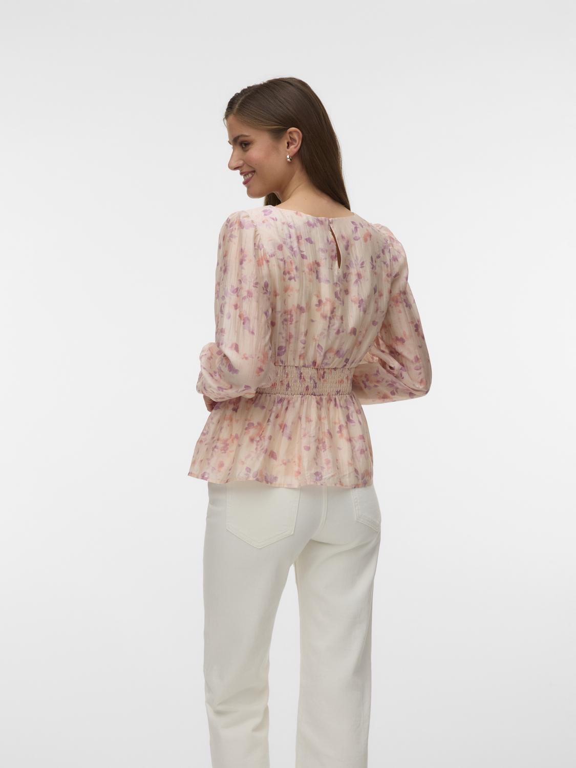 model_shot-back